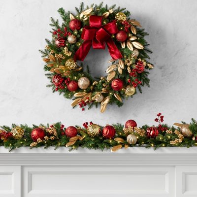'Twas the Night Before Christmas UV Protected Pre-Lit Faux Wreath & Garland